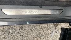 Land Rover Range Rover Evoque 2.0 D200 R-Dynamic SE 5dr Auto Diesel Hatchback